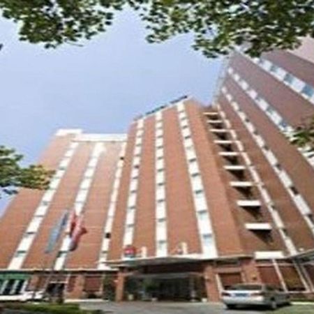 Ibis Styles Wuhan Optics Valley Square Hotel Exterior foto