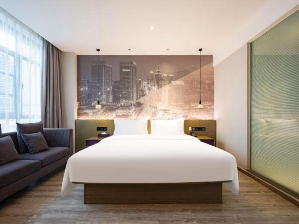 Ibis Styles Wuhan Optics Valley Square Hotel Exterior foto