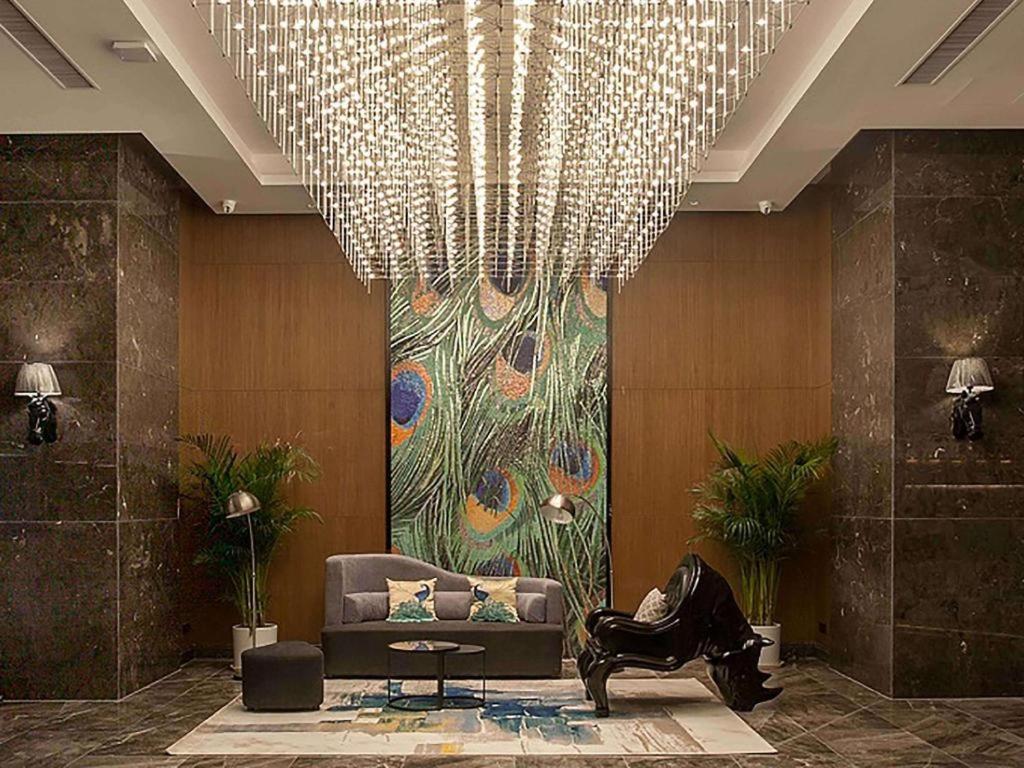 Ibis Styles Wuhan Optics Valley Square Hotel Exterior foto