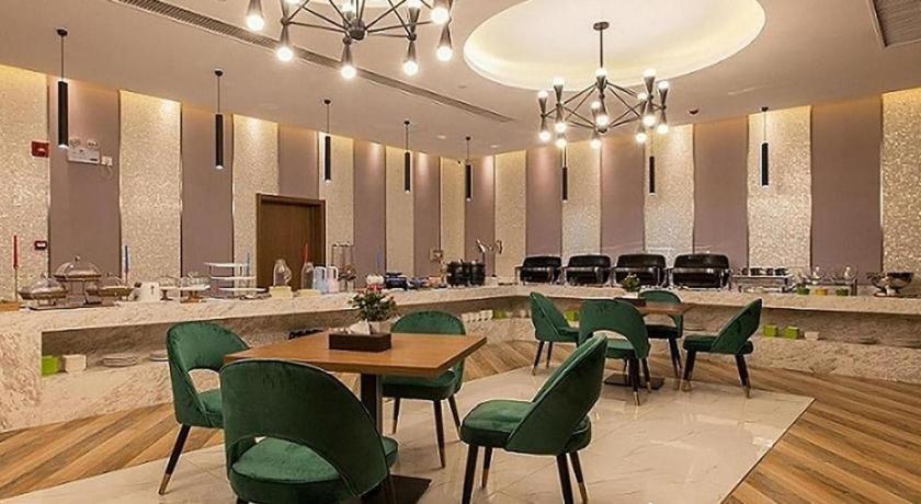 Ibis Styles Wuhan Optics Valley Square Hotel Exterior foto